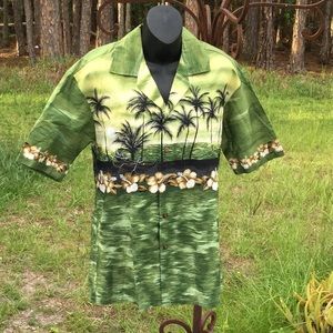 🌴NWOT Mens Fun Unisex Size Med Hawaiian Style Shirt Wardrobe Must Have 🌴